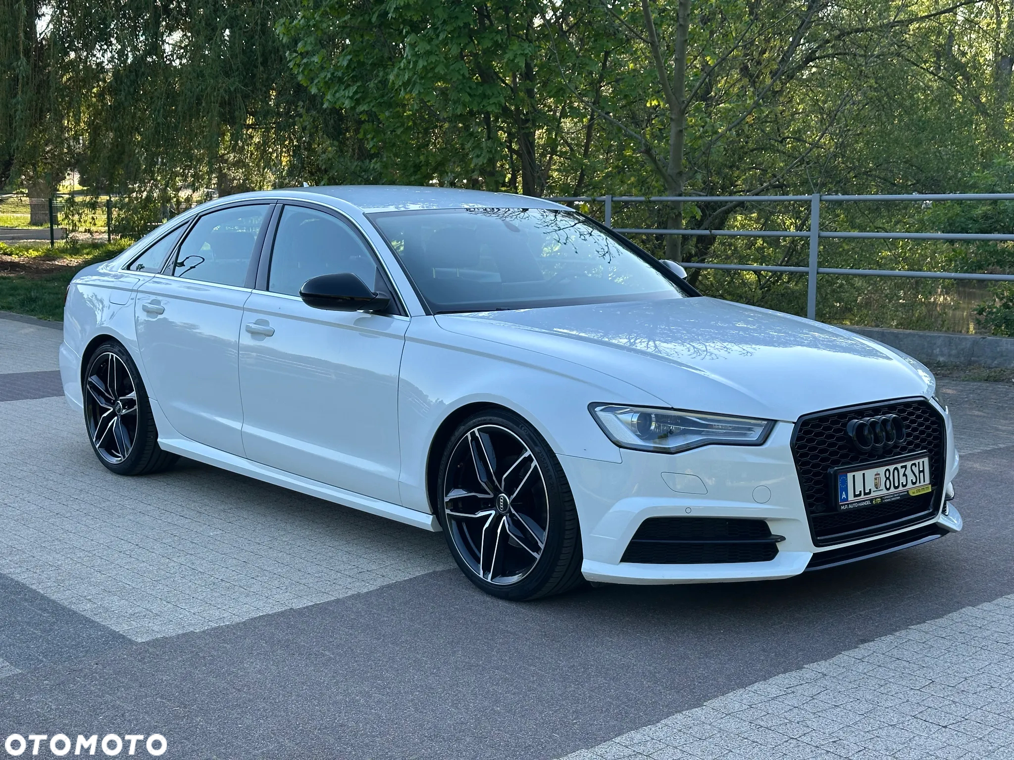 Audi A6 2.0 TDI ultra S tronic - 2