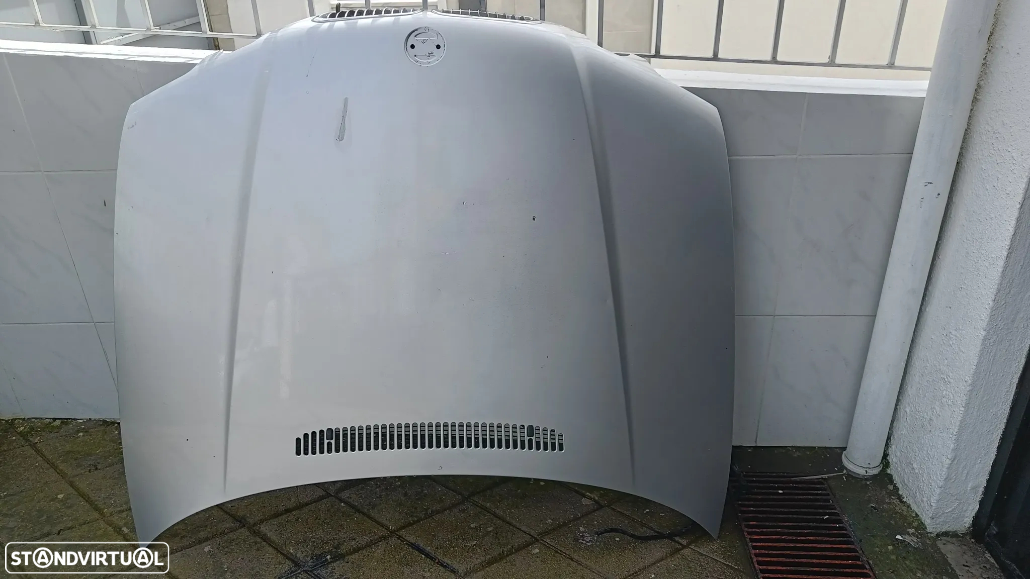 Capot BMW E46 compact 2002 - 4