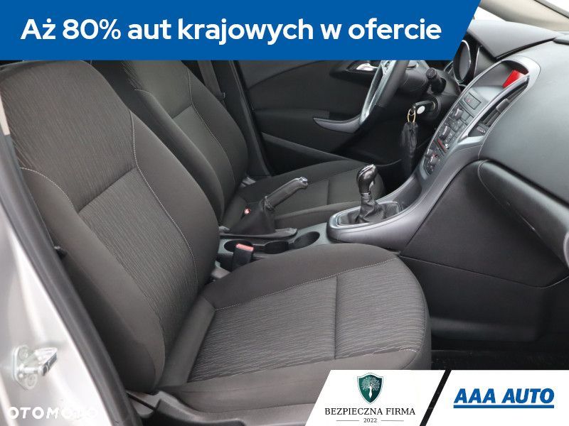 Opel Astra - 11