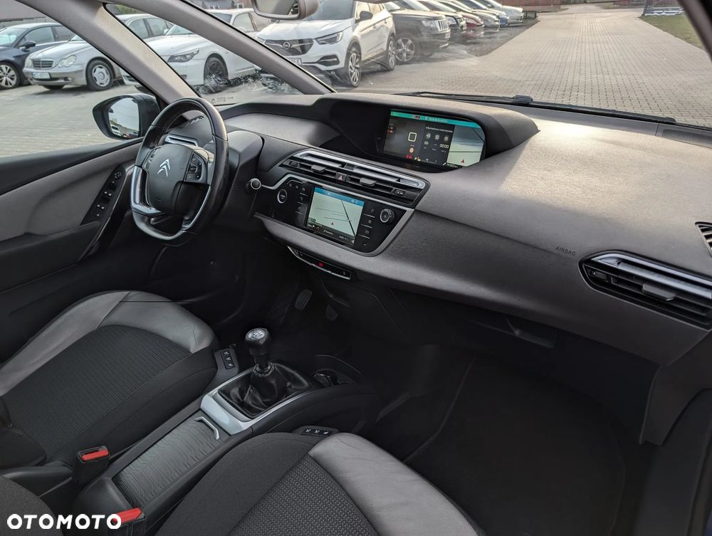 Citroën C4 Picasso PureTech 130 Stop&Start SHINE - 24