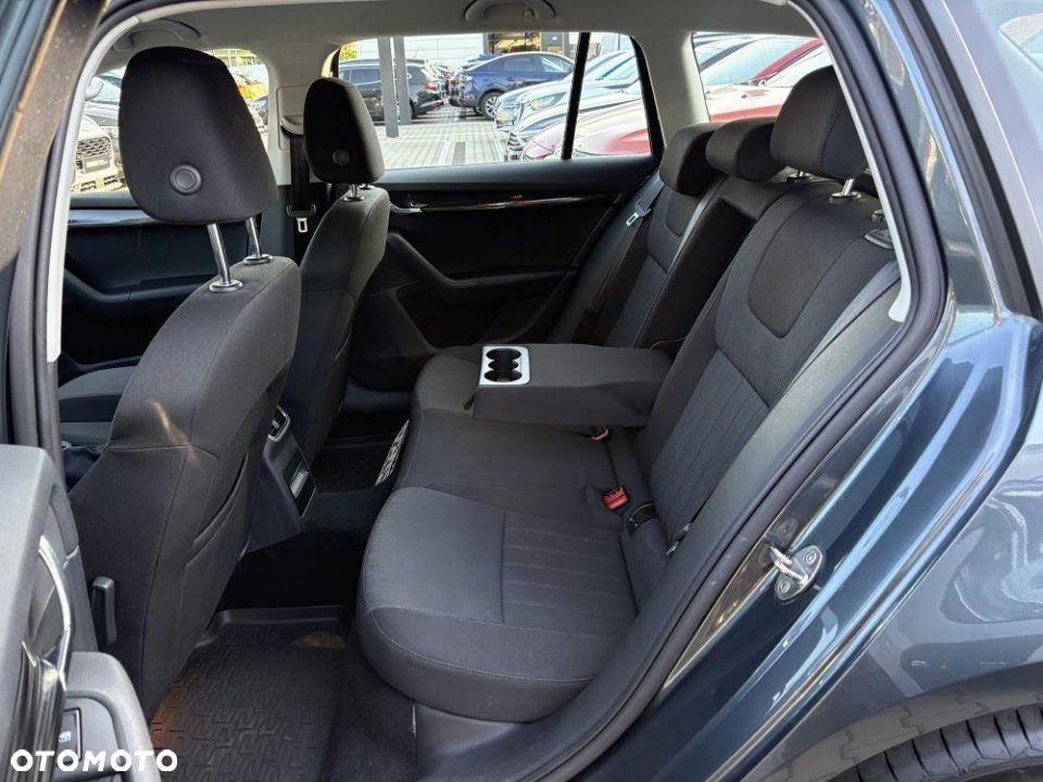 Skoda Octavia - 27