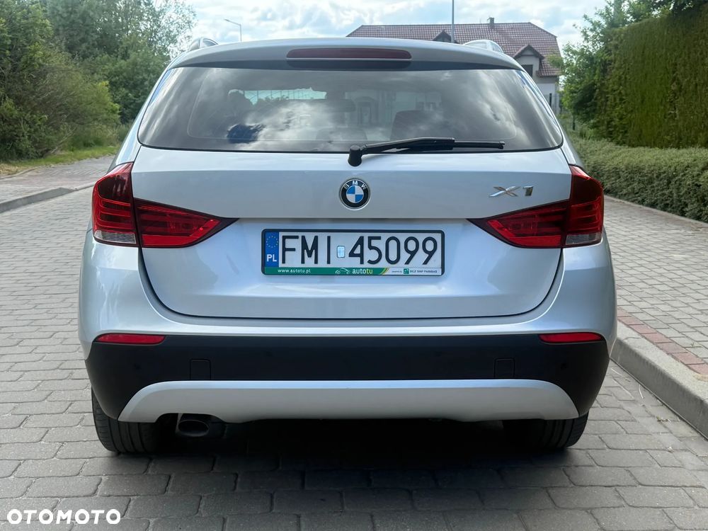 BMW X1 sDrive18d - 15