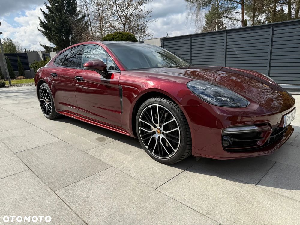 Porsche Panamera 4 E-Hybrid Platinum Edition - 4