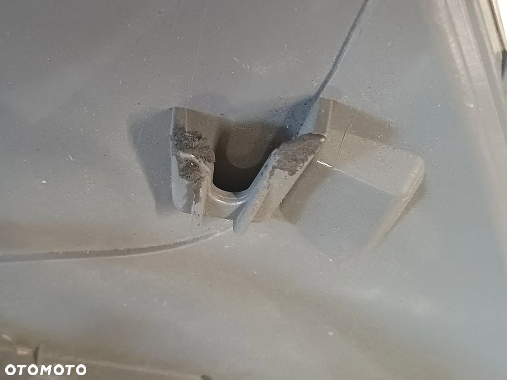 Oryginalna, europejska lampa tylna prawa Toyota Prius 3 - 3