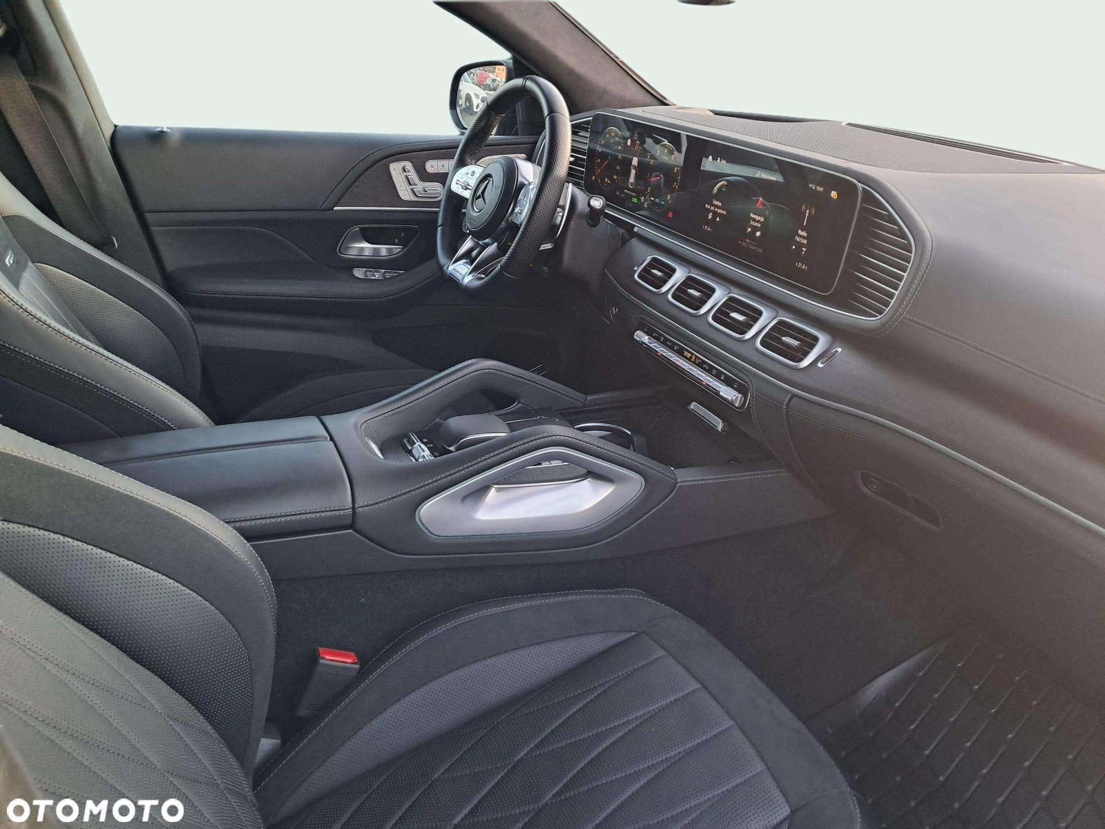 Mercedes-Benz GLE AMG Coupe 53 4-Matic Ultimate - 12