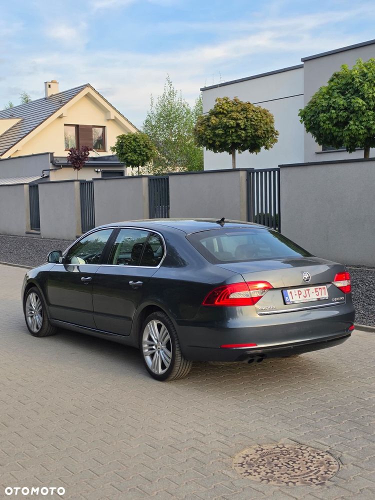 Skoda Superb 1.6 TDI Ambition - 7