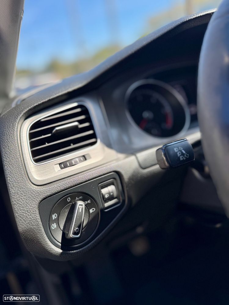 VW Golf Variant 1.6 TDi BlueMotion Confortline - 11