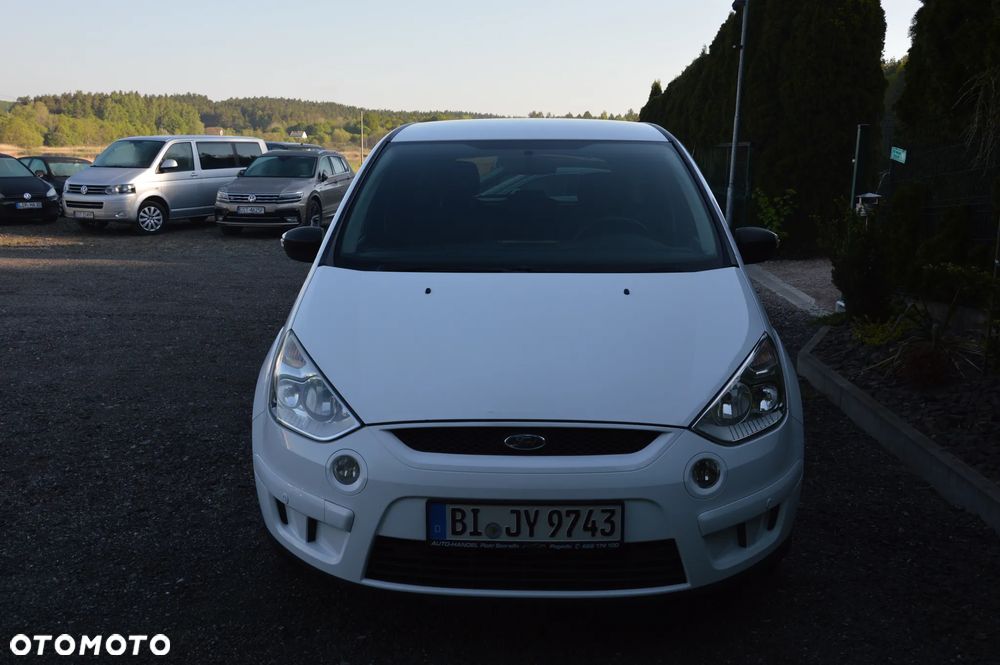 Ford S-Max - 10
