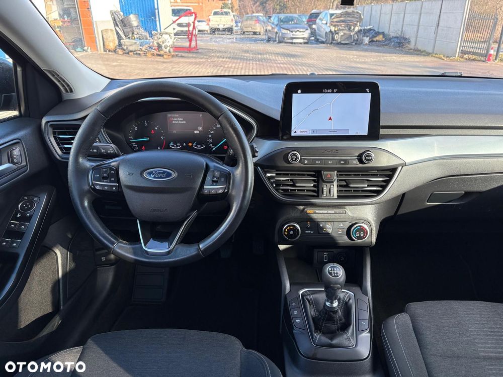 Ford Focus SW 1.5 TDCi DPF S&S Trend - 39