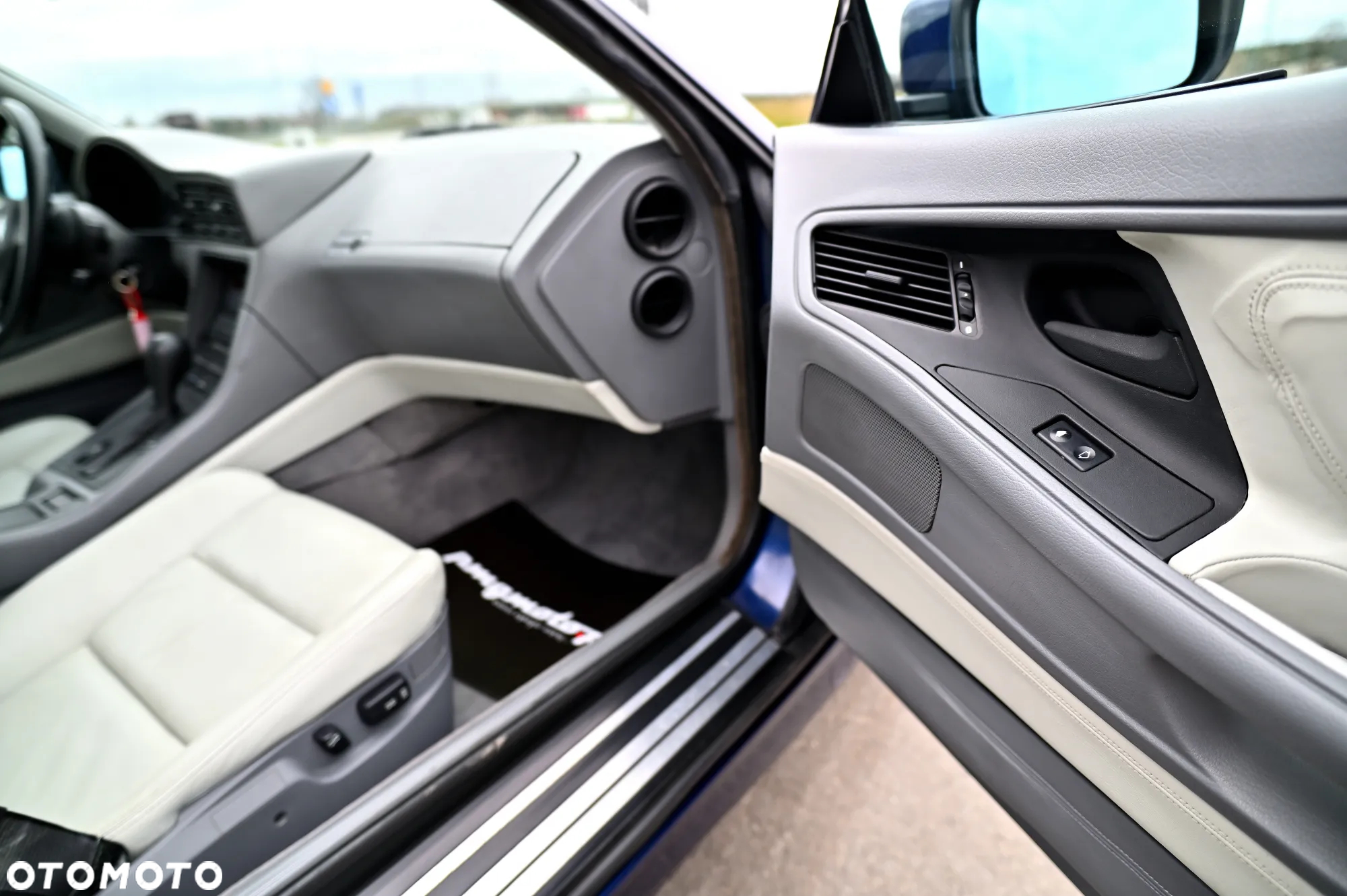 BMW Seria 8 850 Ci - 16