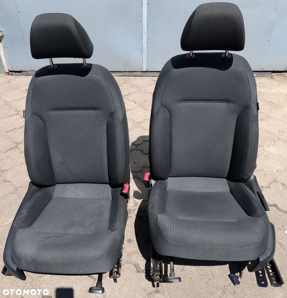 Jetta VI fotel przedni przód podgrzewany Europa Golf VI stan bdb 2010-18r Volkswagen - 1