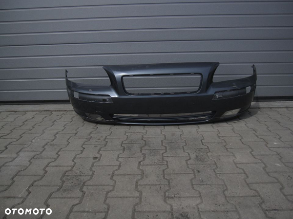 Volvo V70 lift 05-07 zderzak przód przedni 08693340