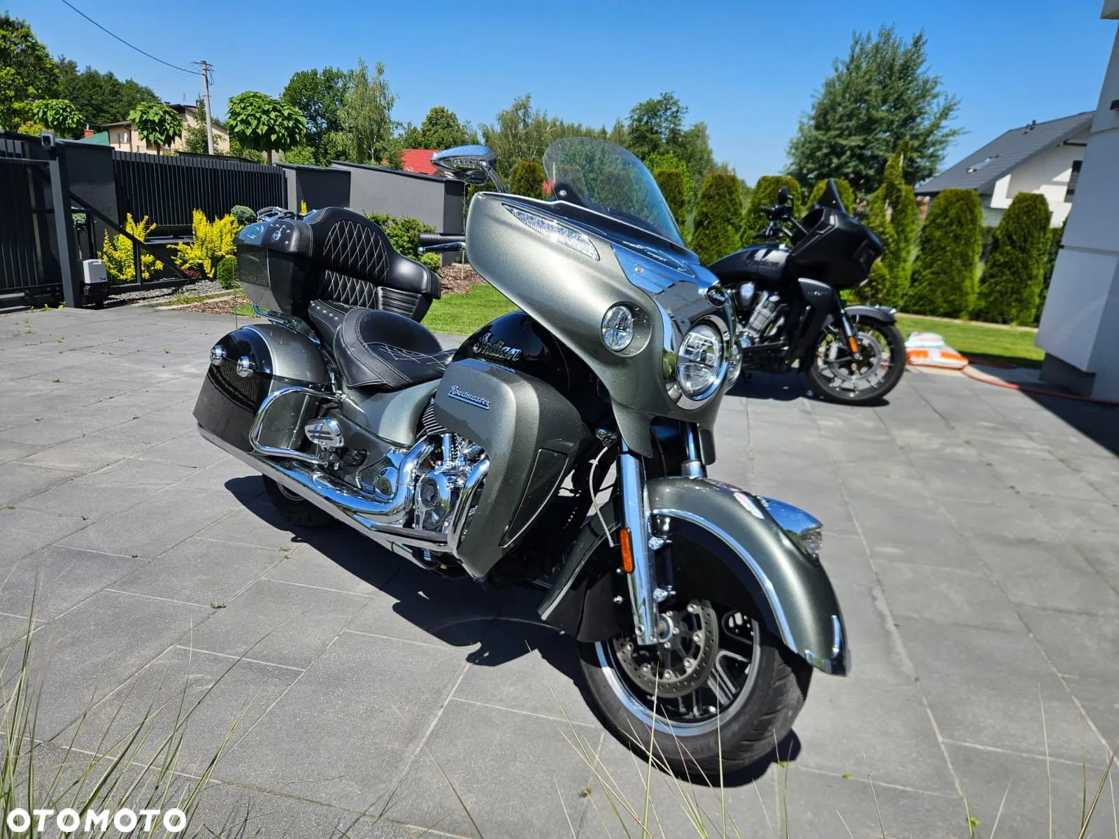 Indian Roadmaster - 1