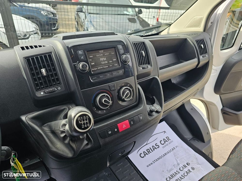 Citroën Jumper 2.2 BlueHDi 30 L2H2 - 19