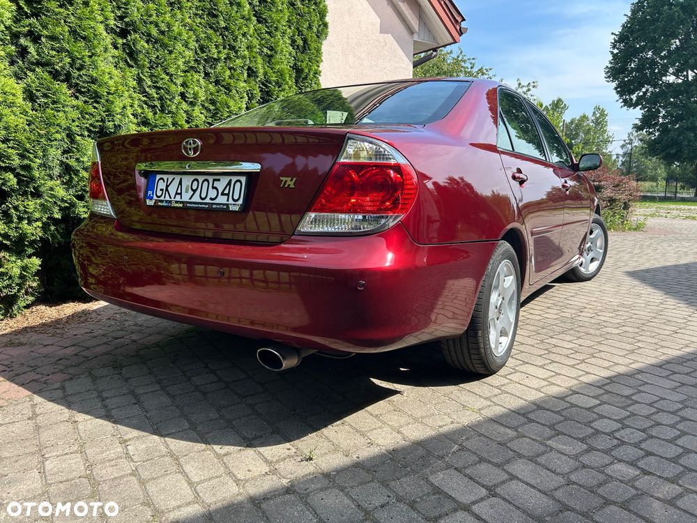 Toyota Camry - 9