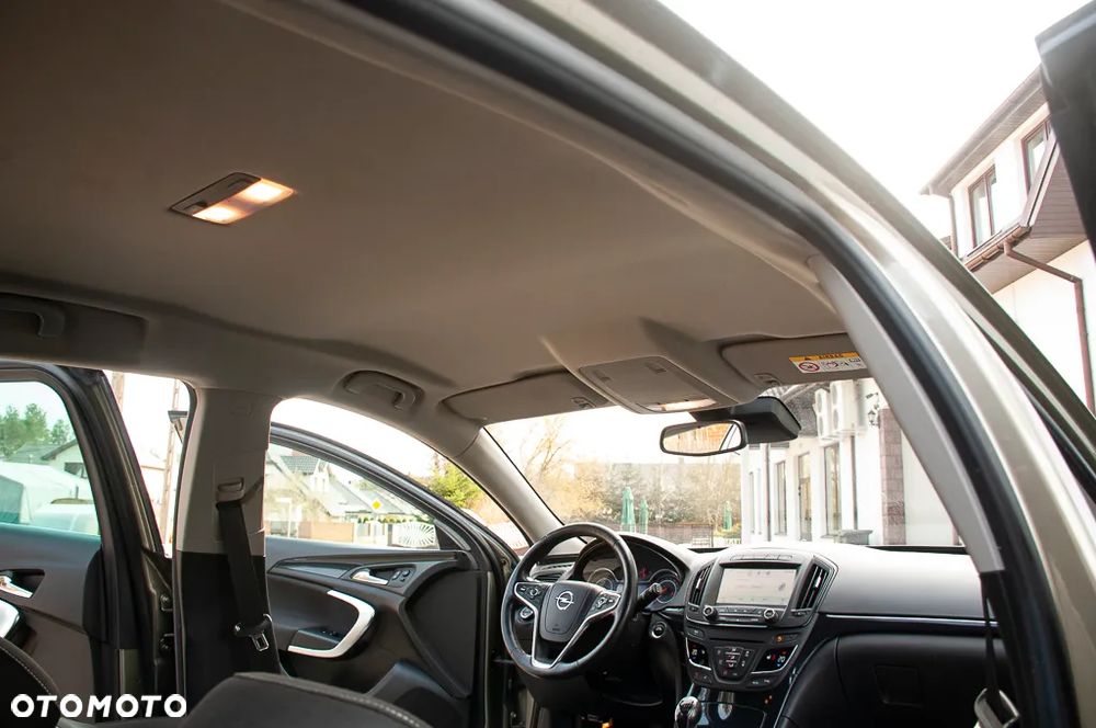 Opel Insignia - 25