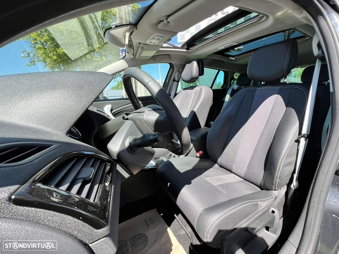 Renault Mégane Sport Tourer 1.5 dCi Bose Edition EDC CO2 Champion - 18