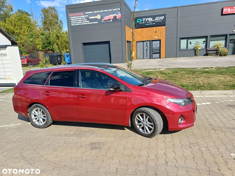Toyota Auris 2.0 D-4D Premium - 3