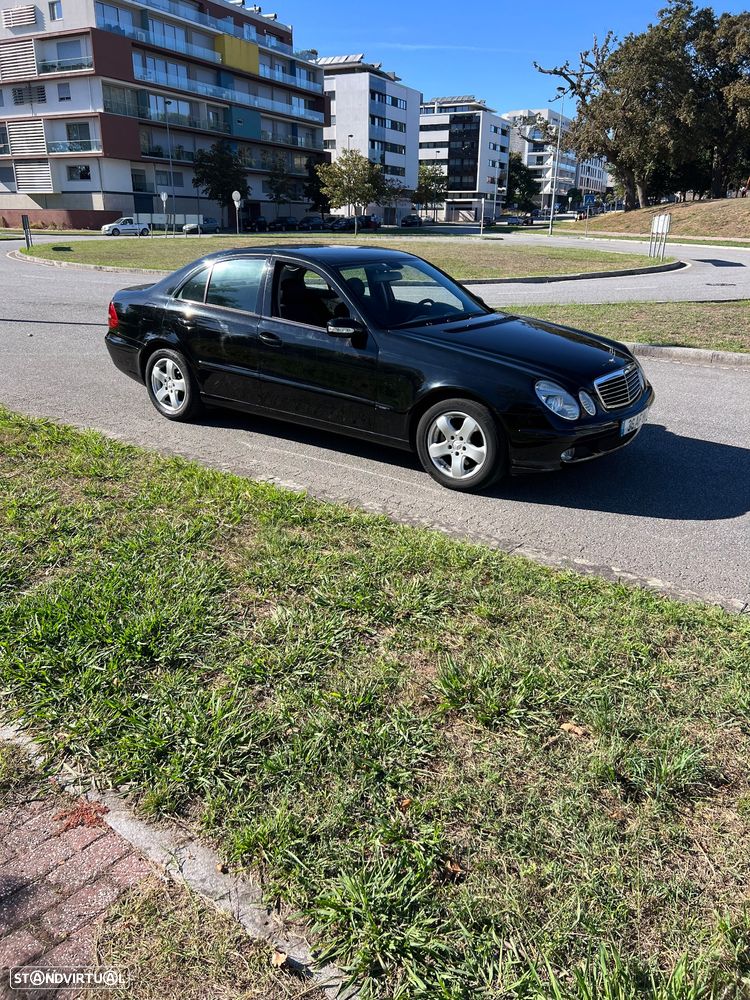 Mercedes-Benz E 220 CDi Classic - 2