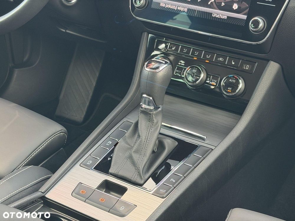 Skoda Superb 2.0 TDI SCR Style DSG - 18