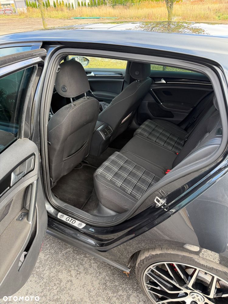 Volkswagen Golf 2.0 TDI BMT GTD DSG - 10
