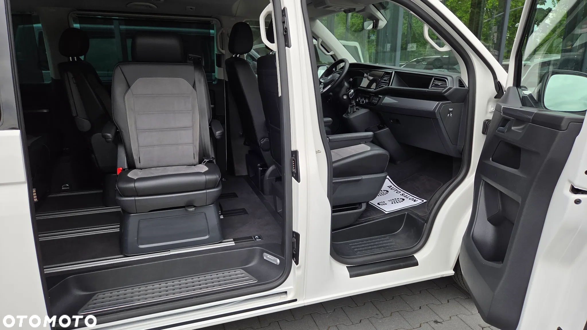 Volkswagen Multivan 6.1 2.0 TDI L1 Highline 4Motion DSG - 25