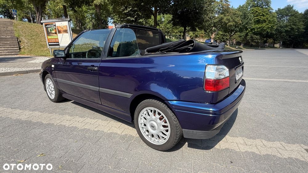 Volkswagen Golf Cabrio 1.8 - 2
