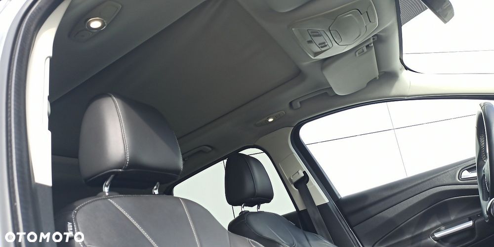 Ford Kuga 2.0 TDCi 4x4 Titanium - 30
