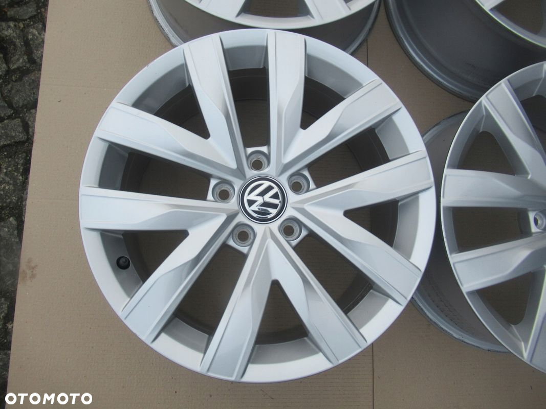 ALUFELGI 4szt VW GOLF 5,6,7,8, PASSAT,TOURAN ,JETTA,CADDY,EOS,T4,ARTEON - 2