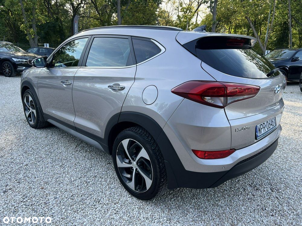 Hyundai Tucson - 16