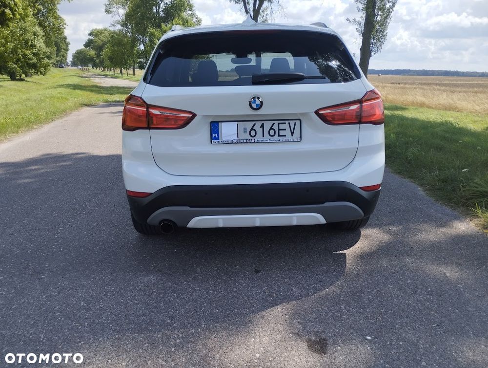 BMW X1 sDrive18d Sport Line sport - 4