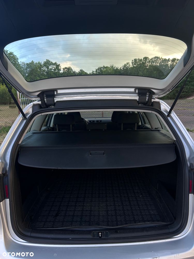Volkswagen Passat 2.0 TDI Comfortline DSG - 16