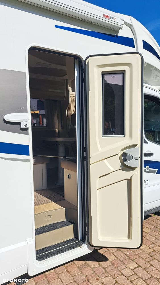 Ford transit - 12