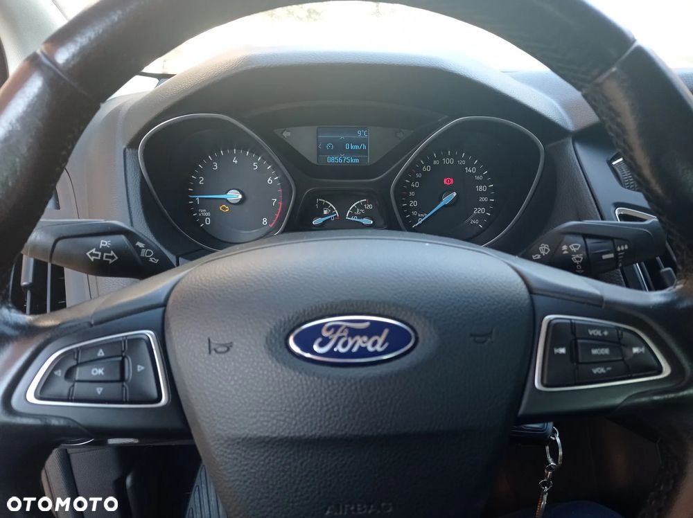 Ford Focus 1.6 Trend - 4