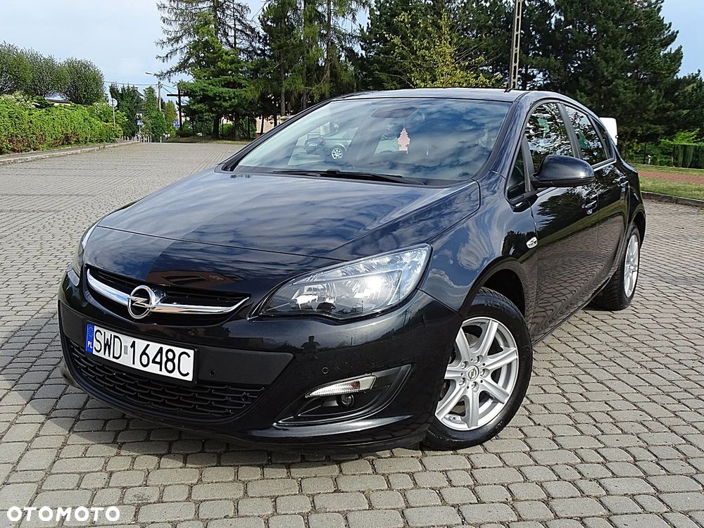 Opel Astra 1.4 T Cosmo EU6 - 1