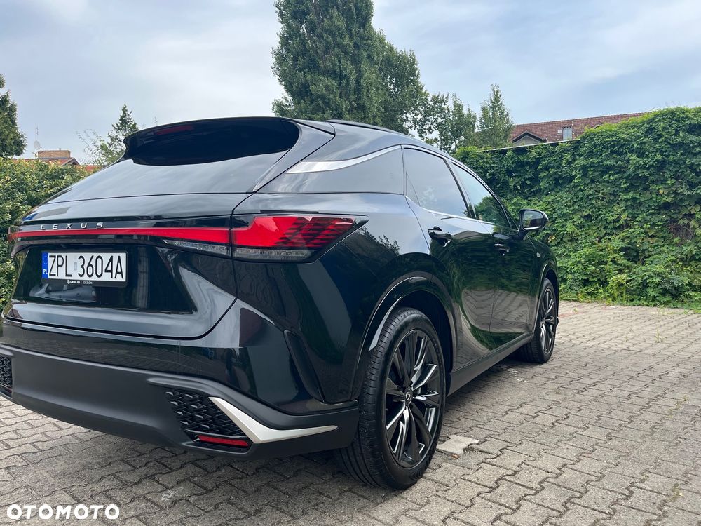 Lexus RX - 4