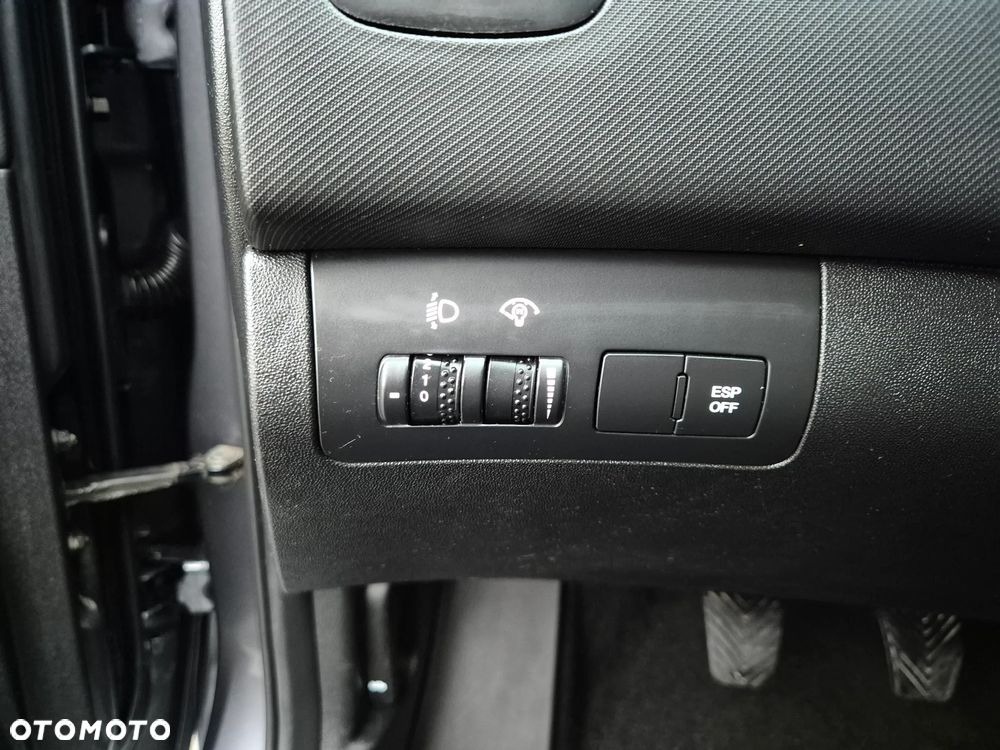 Kia Ceed 1.4 CVVT EX - 38