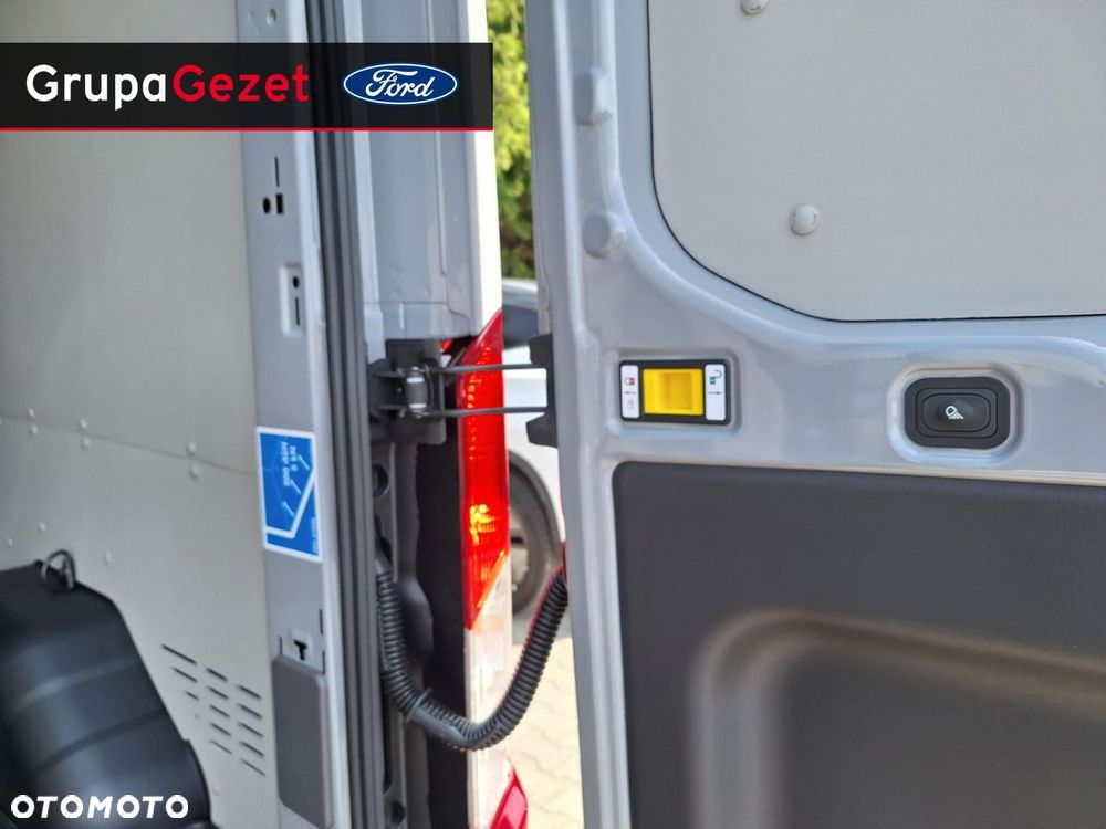Ford Transit - 19
