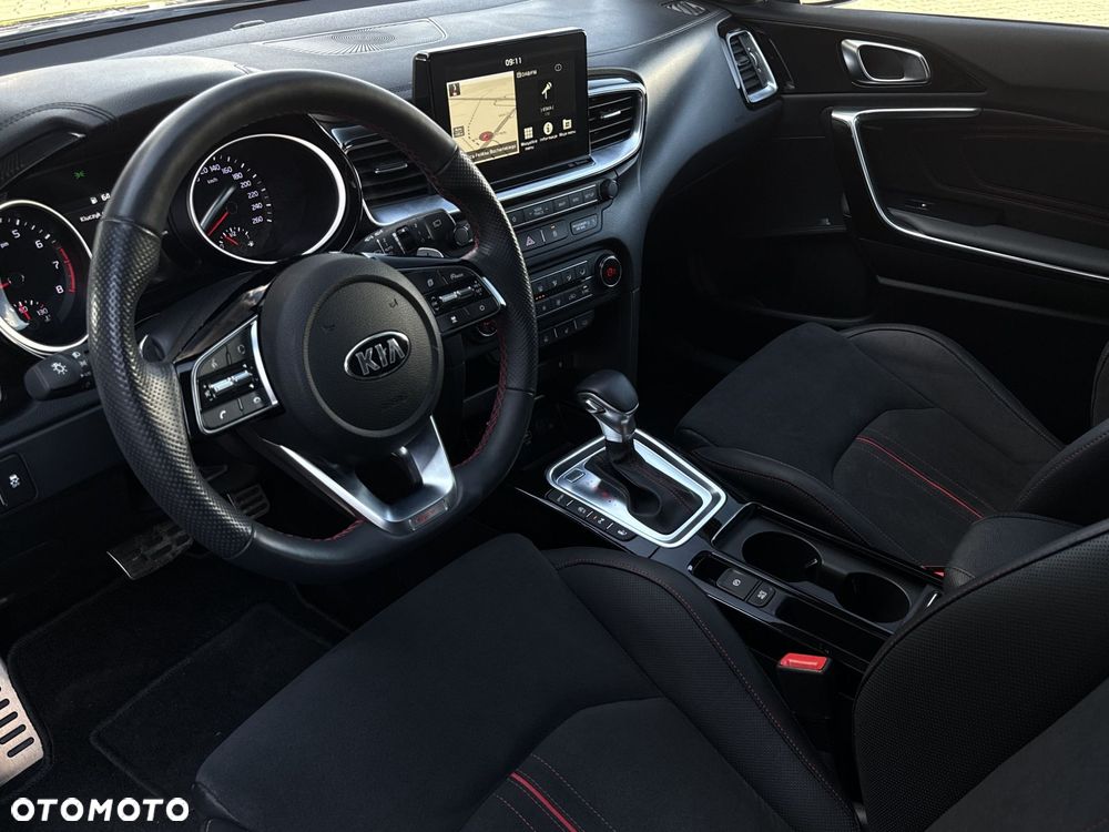 Kia Ceed 1.6 T-GDI GT DCT - 10