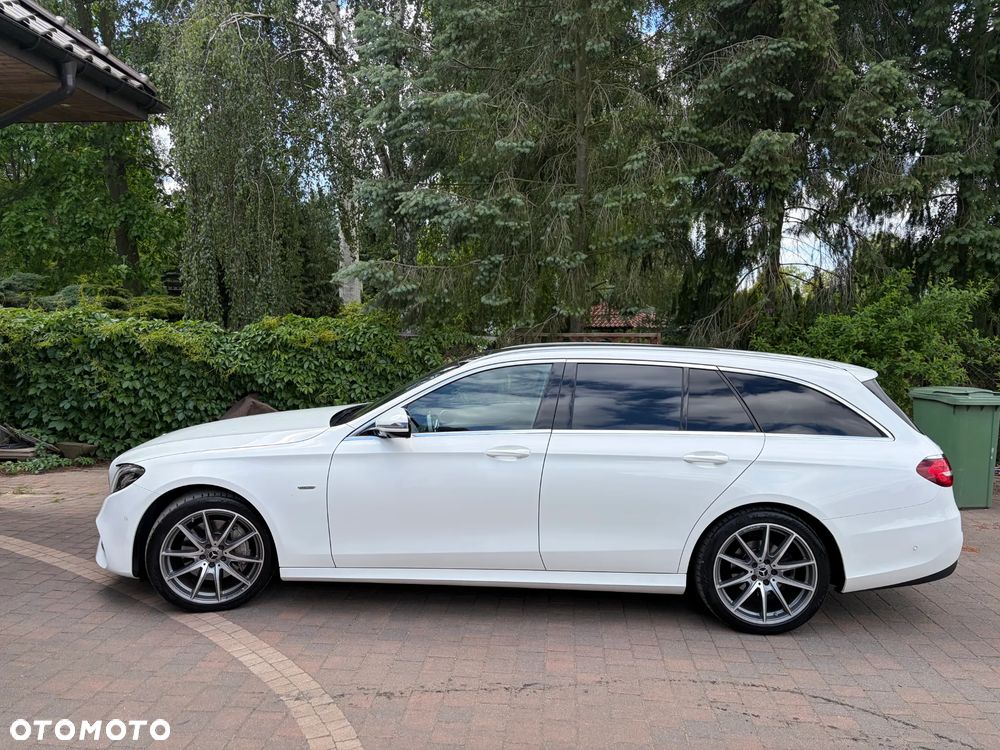 Mercedes-Benz Klasa E 220 d 4-Matic - 3