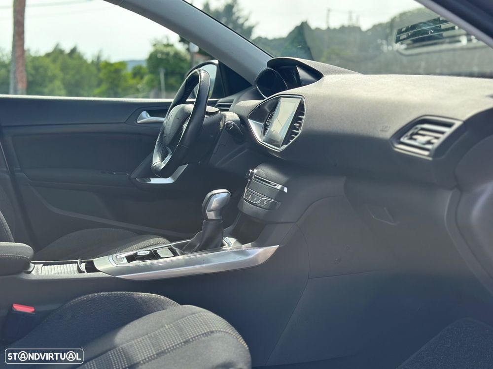 Peugeot 308 SW 1.6 BlueHDi Allure J18 EAT6 - 38