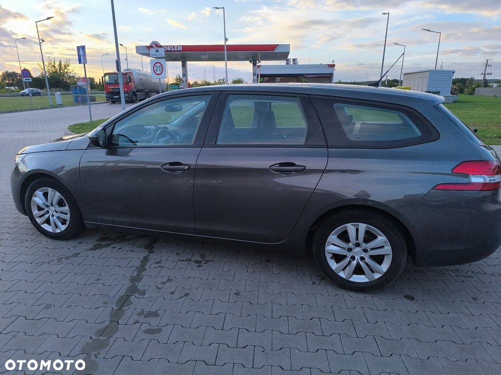 Peugeot 308 BlueHDi 130 Allure - 14