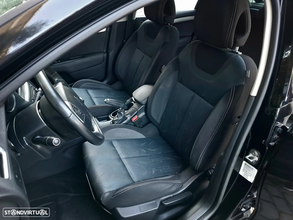 Citroën C4 1.6 e-HDi Seduction - 7