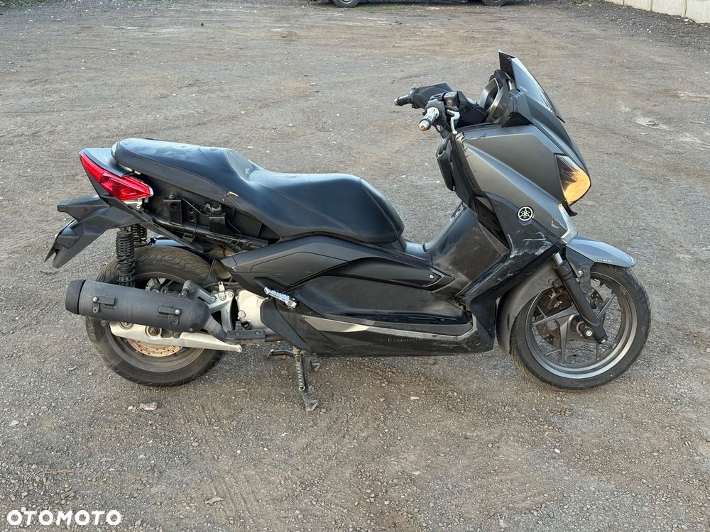 Yamaha X-max - 6