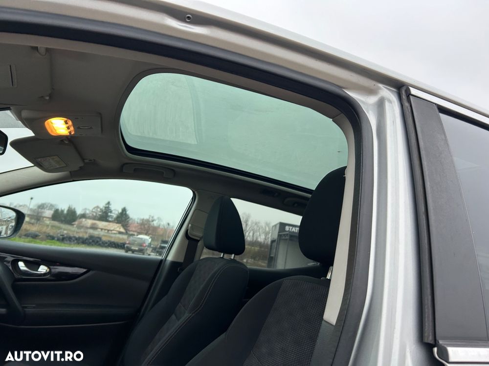 Nissan Qashqai 1.5 DCI N-Connecta - 29