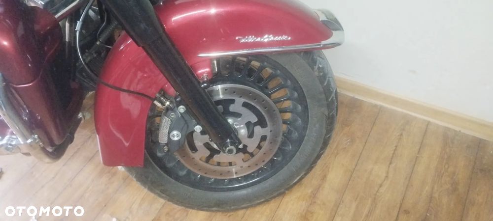 Harley-Davidson FLH Electra Glide - 3