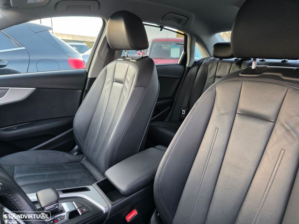 Audi A4 2.0 TDI Advance S tronic - 13