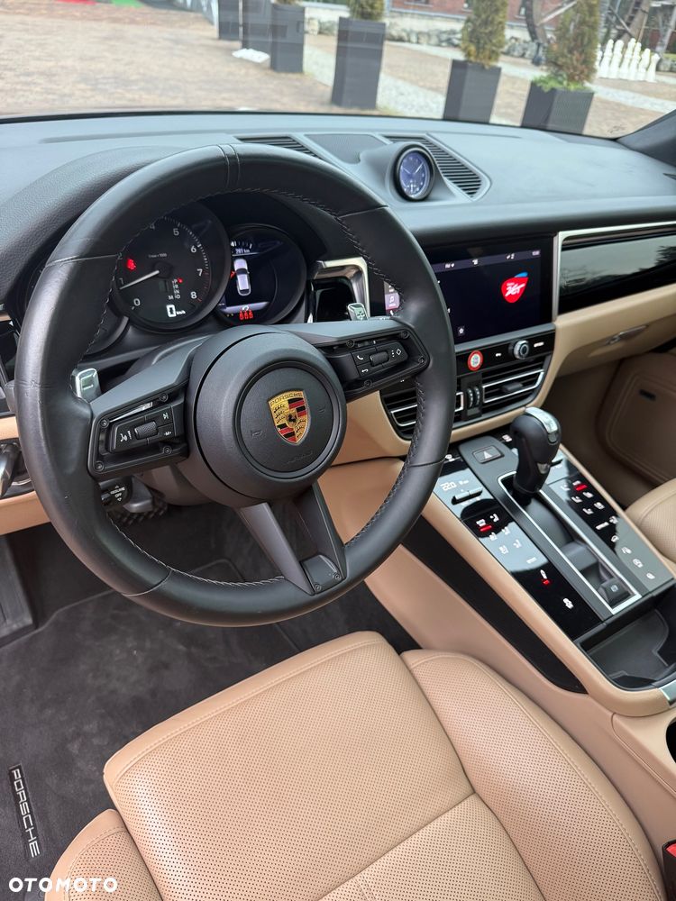 Porsche Macan - 10