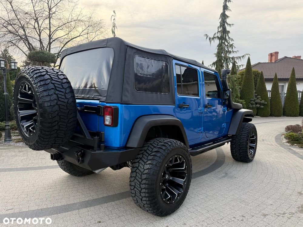 Jeep Wrangler Unlimited 2.8 CRD Automatik Rubicon - 11