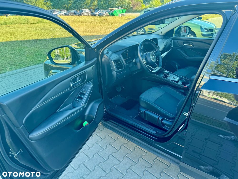 Nissan Qashqai 1.3 DIG-T MHEV N-Connecta Xtronic - 25